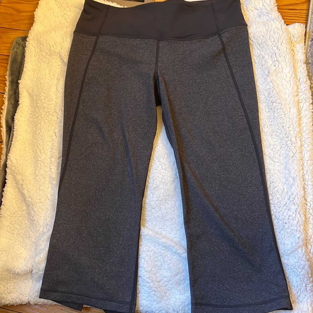 Lululemon Cropped Pants